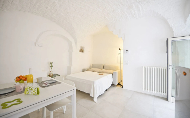 Casetta Arco Con Balcone