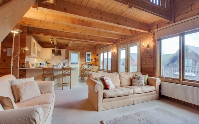Pleasant Holiday Home in Little Petherick near Padstow