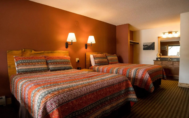 Hotel Estes