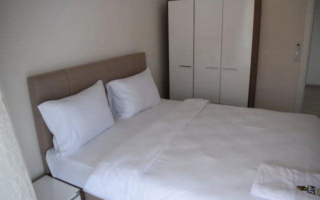 Zahi Hotel