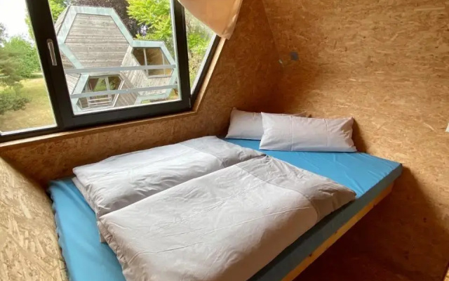 DJH Jugendherberge Beckerwitz mit design|Baumhausdorf