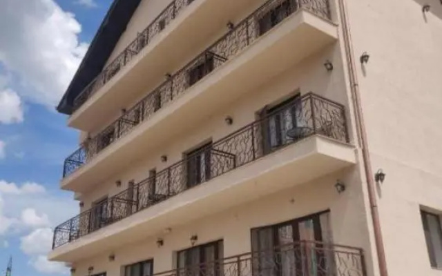 Apartamente 9