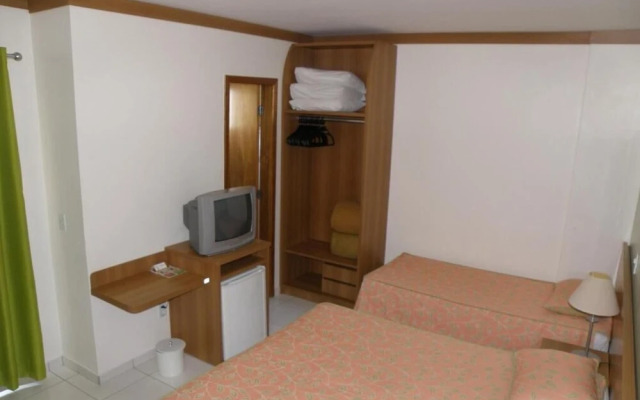 Golden Dolphin Grand Hotel - Apartamento
