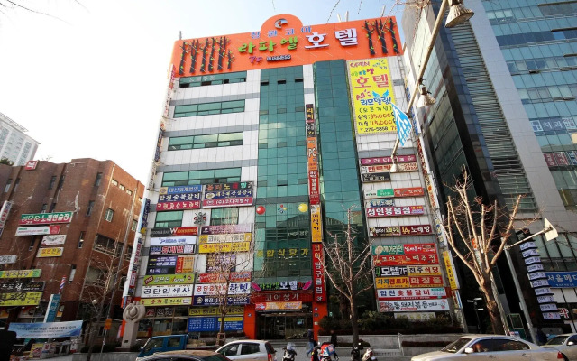 hotelImage