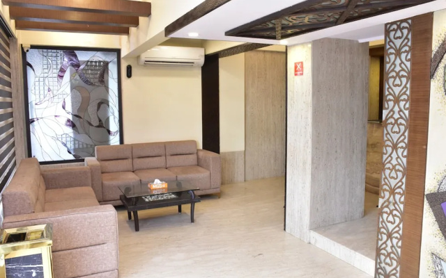 Hotel Kalpana Palace