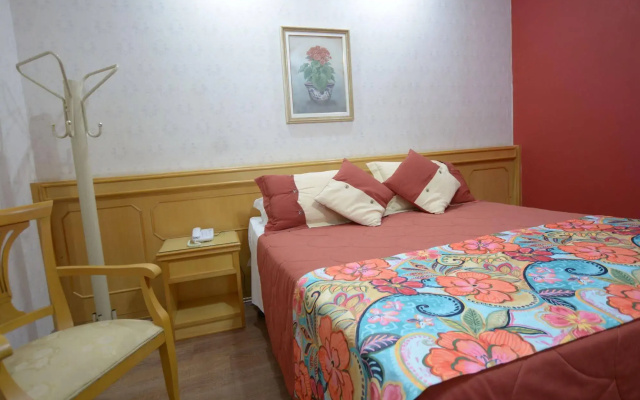 Biazi Paradise Hotel