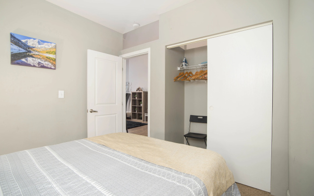Downtown Denver 2BR Apartment - Open Plan Living!