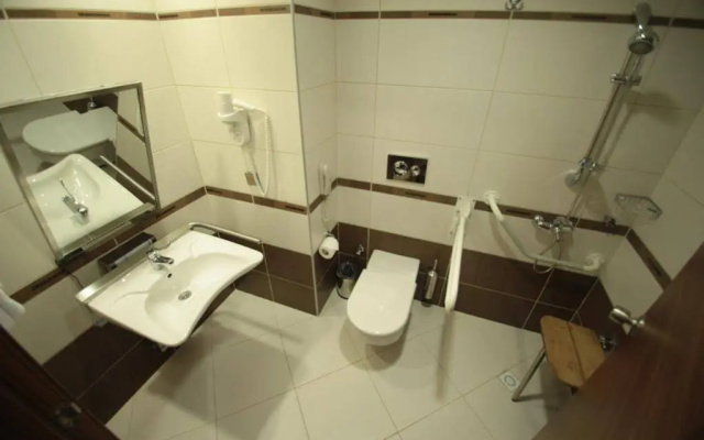 Büyük Osmani̇ye Oteli̇