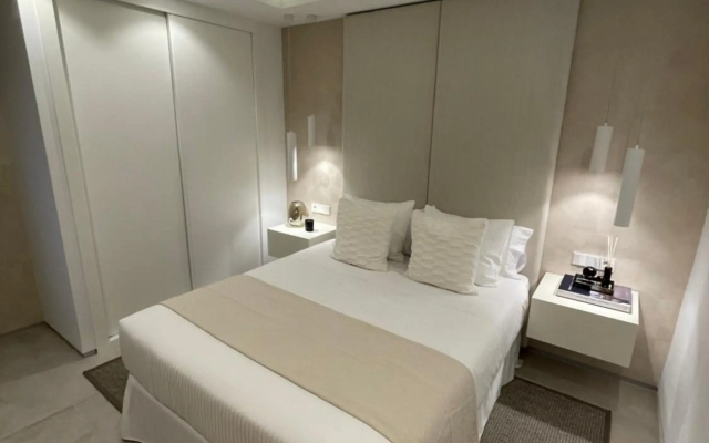 Amarella Suite