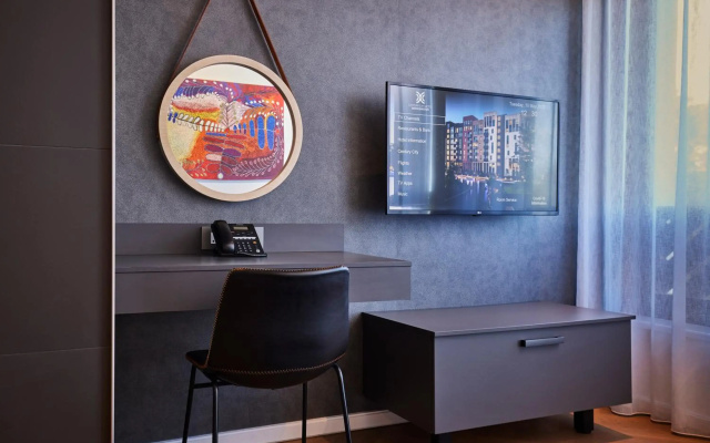 Bridgewater Apartments by Century City Hotels