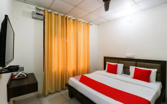 Hotel RK Inn by OYO Rooms