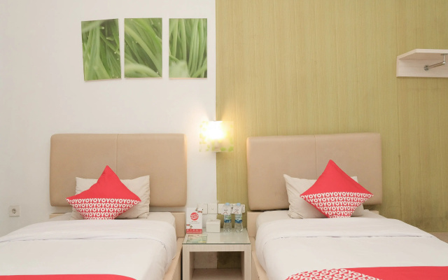 Ebizz Hotel