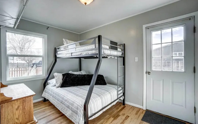 Laramie Vacation Rental: 2 Mi to Downtown!