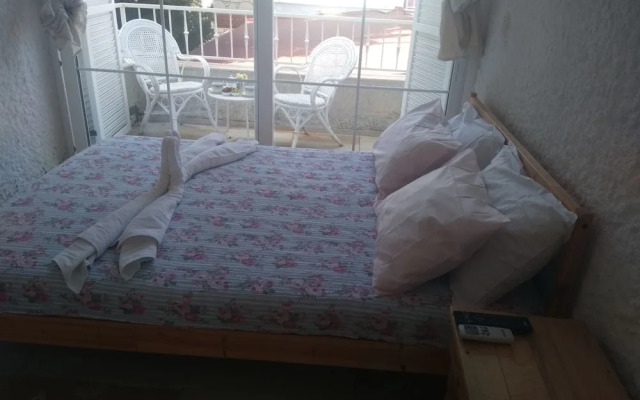 Chakra Boutique Hotel