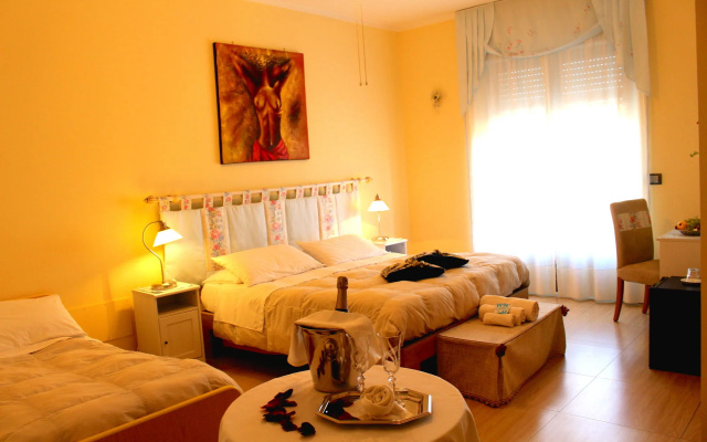 Eremes Rooms & Apartments