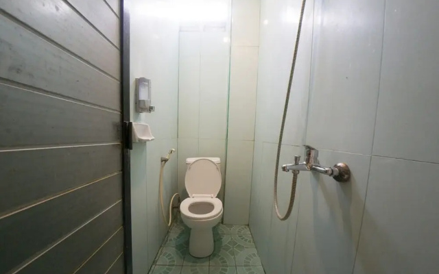 Reddoorz near Ambon Plaza