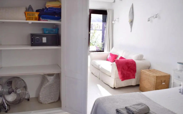 Ocra Apartment