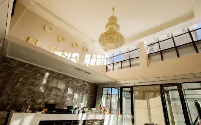 Skyline Hotel