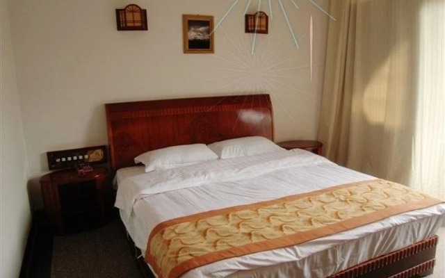 Shunan Zhuhai Home Inn
