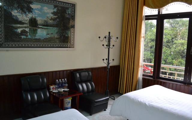 Thuy Linh Hotel Halong