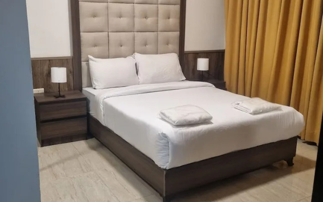 Charming Amman Apartment With Central Air-con & Street Parking