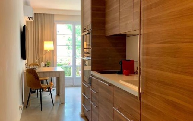 St Tropez T2 central