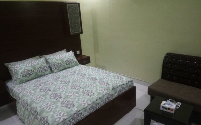 Kehkashan accomodation in Karachi, Pakistan from 77$, photos, reviews - zenhotels.com guestroom