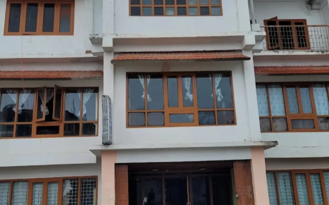 Hotel Tawang Inn
