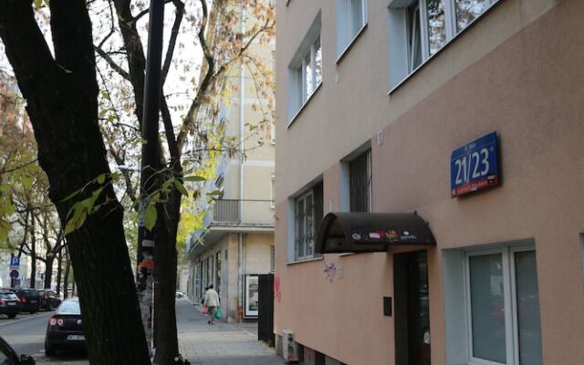 Апартаменты ASKI Hoza Apartment вид на фасад