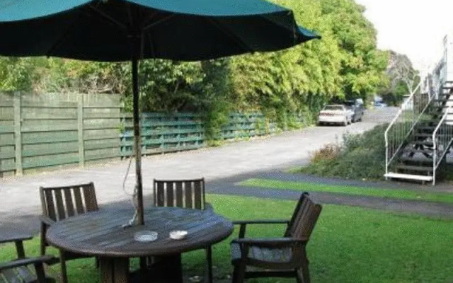 Greenpark Motel