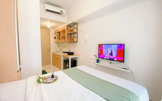 Good Cozy Living Studio Apartment At Tokyo Riverside Pik 2