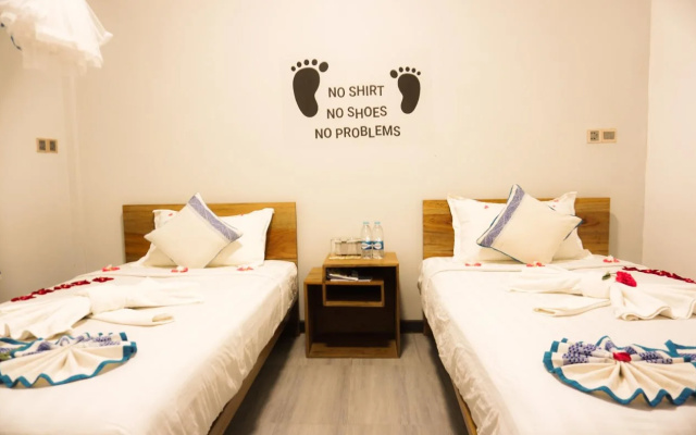 WEStay @ Chillax House - Ngapali - Hostel