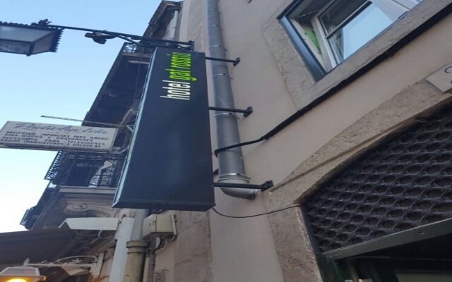 Отель Gat Rossio Лиссабон вид на фасад