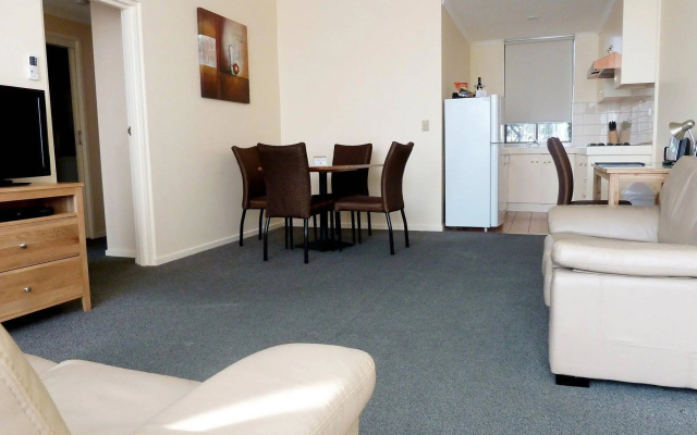 Best Western Frankston International