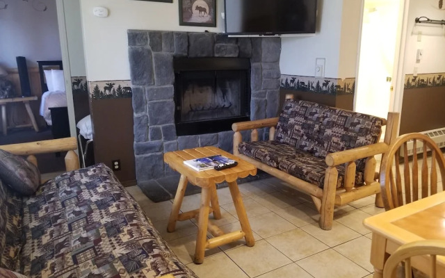 Rodeway Inn & Suites Fireside Lodge
