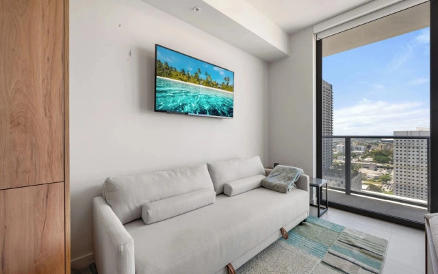 The Crosby Studio by Palermo Home