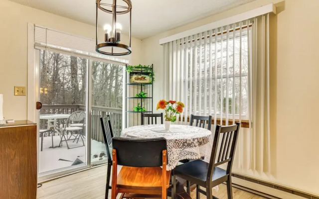 Ski, Swim & Hike! Family Home in Tobyhanna