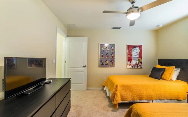 4819 Clock Tower Drive