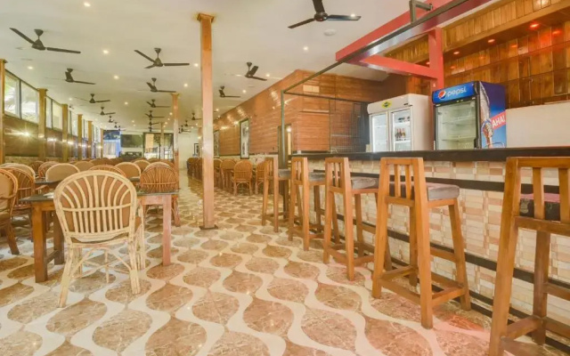 Capital O 93625 Tropical Beach Resort
