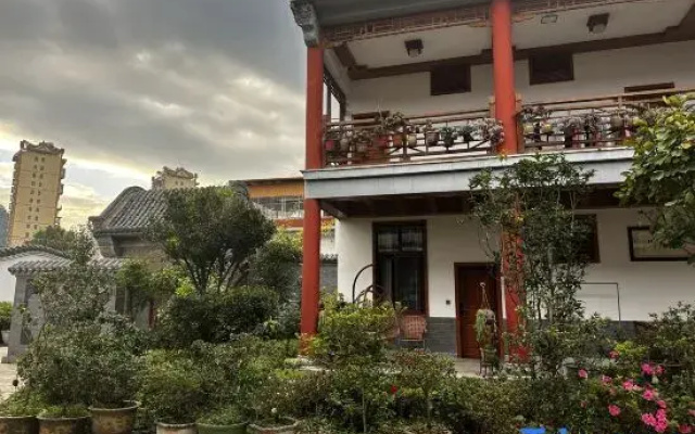 MangShi LiangJin homestay
