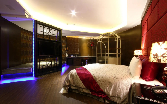 Icloud Luxury Resort and Hotel