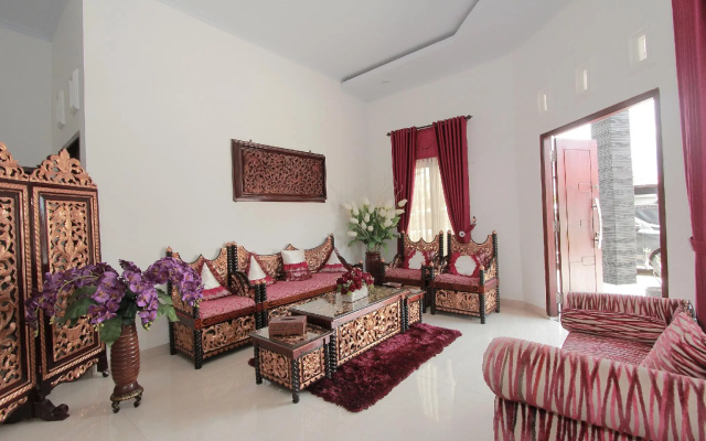OYO 435 Panglima Polim Homestay Syariah