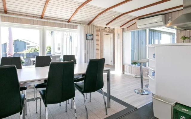 6 Person Holiday Home in Hjorring