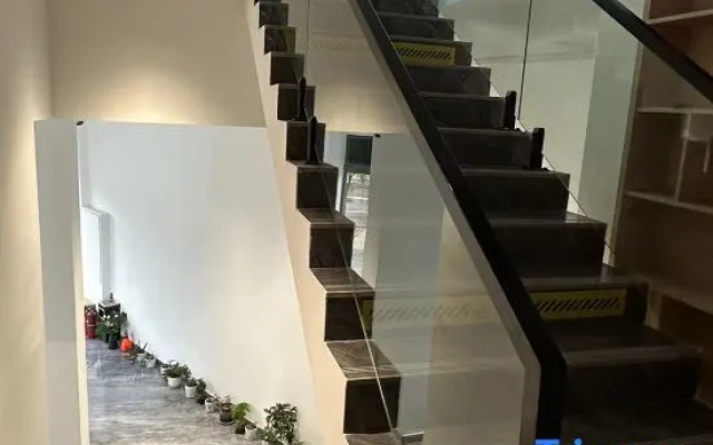 Yiyang 701 Hotel