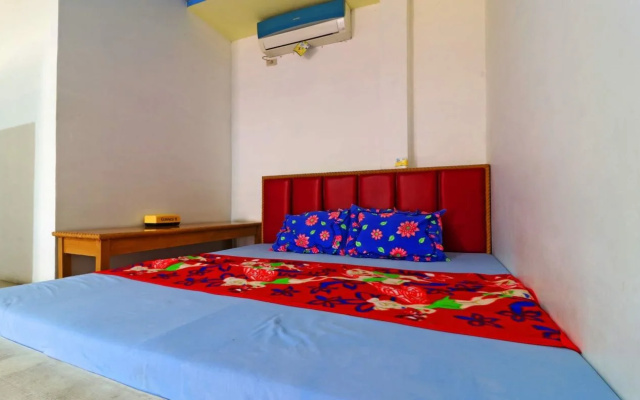 Hotel Rembulan & Karaoke