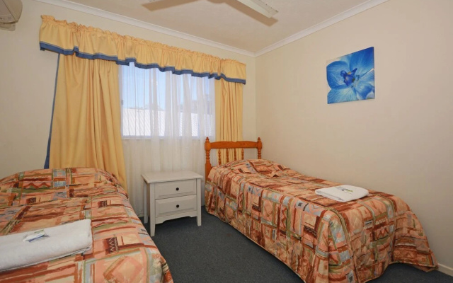 Jade Waters Holiday Apartments