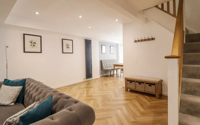Neptune Cottage