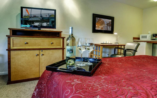 Discovery Inn