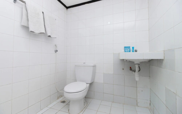 Airy Sipora Pora 4 Parapat