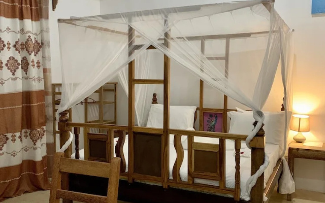 Chokoro House
